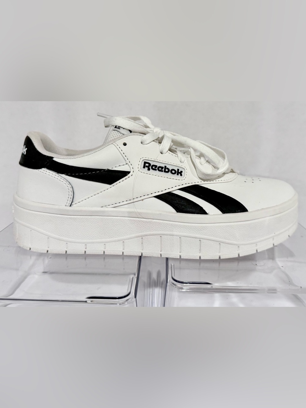 Reebok Court Advance Surge Black / White Size 8 Platform Athletic Sneaker